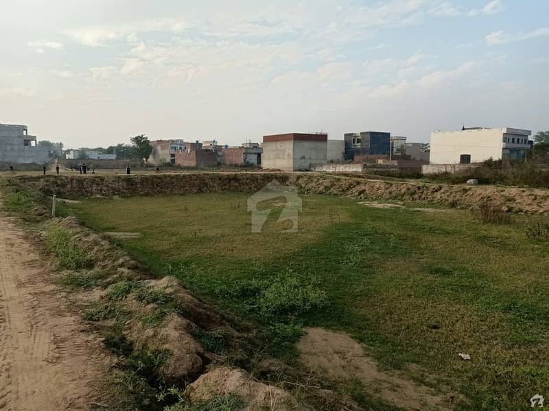 Residential Plot Sized 5 Marla Is Available For Sale Doh maliya Chowk Mohallah cantt