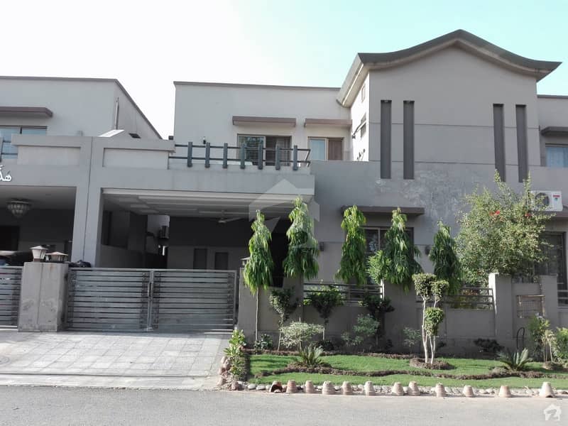 8 Marla House Is Available For Sale In Divine Gardens