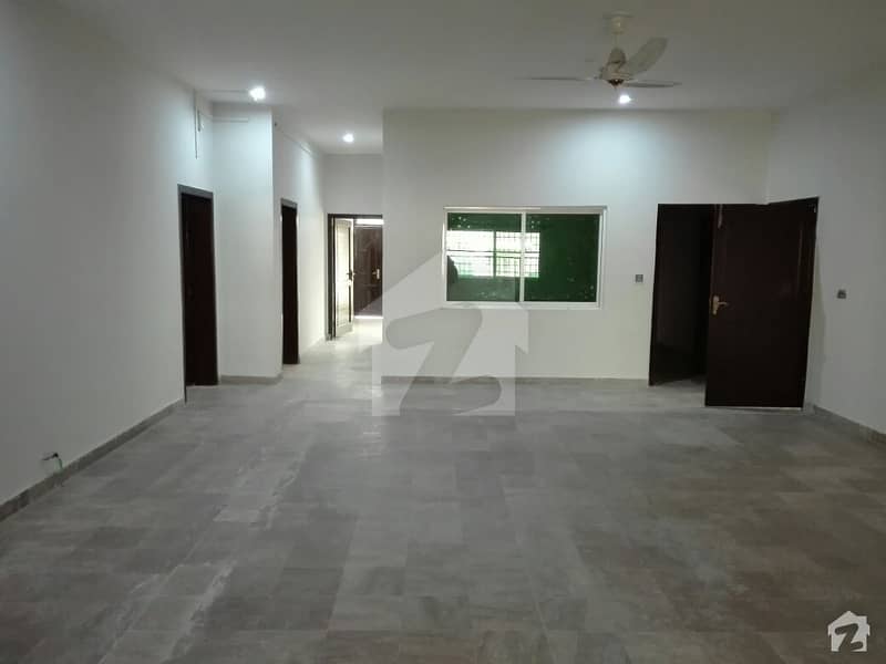 2 Kanal House In Soan Garden For Rent At Good Location
