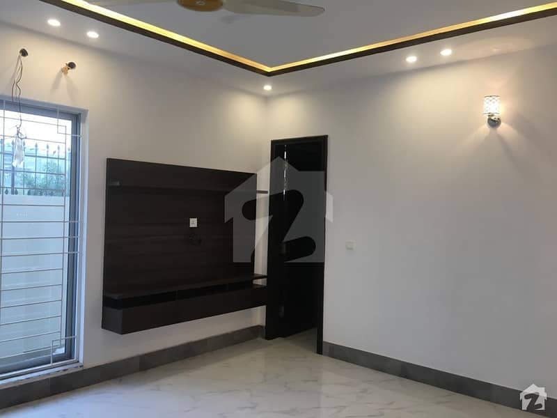 Upper Portion For Rent In Beautiful DHA Defence