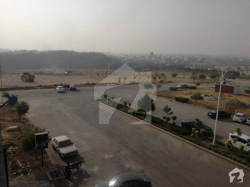 Commercial Plot In Gulberg For Sale