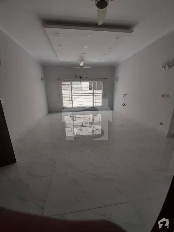 1 Kanal Lower Porti0n For Rent In Dha Phase 7 Good Location