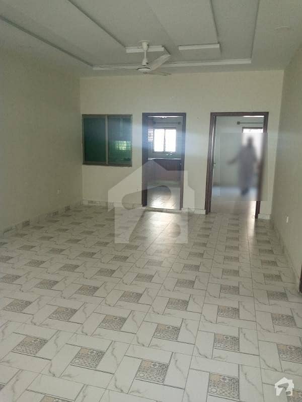 In D-17 Lower Portion Sized 2250  Square Feet For Rent