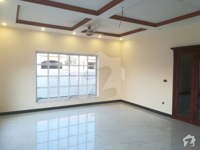 1 Kanal Brand New Portion Available For Rent In Dha Phase 1