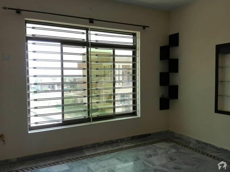 619 Square Feet Flat In Central National Police Foundation O-9 For Sale