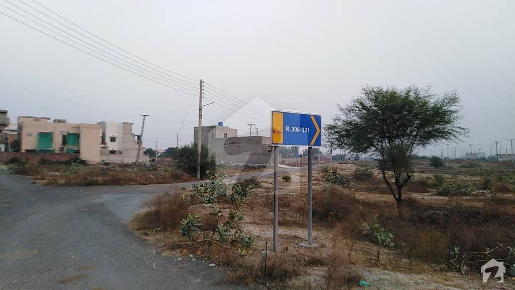 Block D Corner Plot No 322 For Sale Block D Corner Plot No 322 For Sale