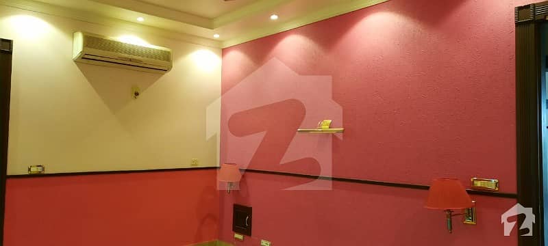 ڈی ایچ اے فیز 3 - بلاک ڈبلیو فیز 3 ڈیفنس (ڈی ایچ اے) لاہور میں 3 کمروں کا 1 کنال بالائی پورشن 70 ہزار میں کرایہ پر دستیاب ہے۔