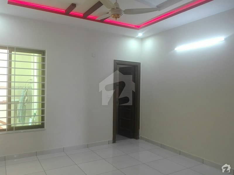 1800 Square Feet Lower Portion In CBR Town For Rent