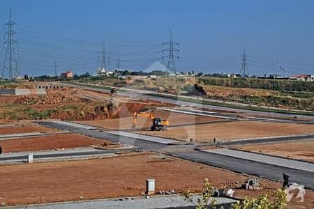 Centrally Located Commercial Plot In Dha Defence Is Available For Sale Centrally Located Commercial Plot In Dha Defence Is Available For Sale