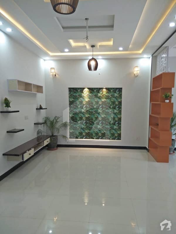 بحریہ ٹاؤن رفیع بلاک بحریہ ٹاؤن سیکٹر ای بحریہ ٹاؤن لاہور میں 3 کمروں کا 5 مرلہ مکان 42 ہزار میں کرایہ پر دستیاب ہے۔
