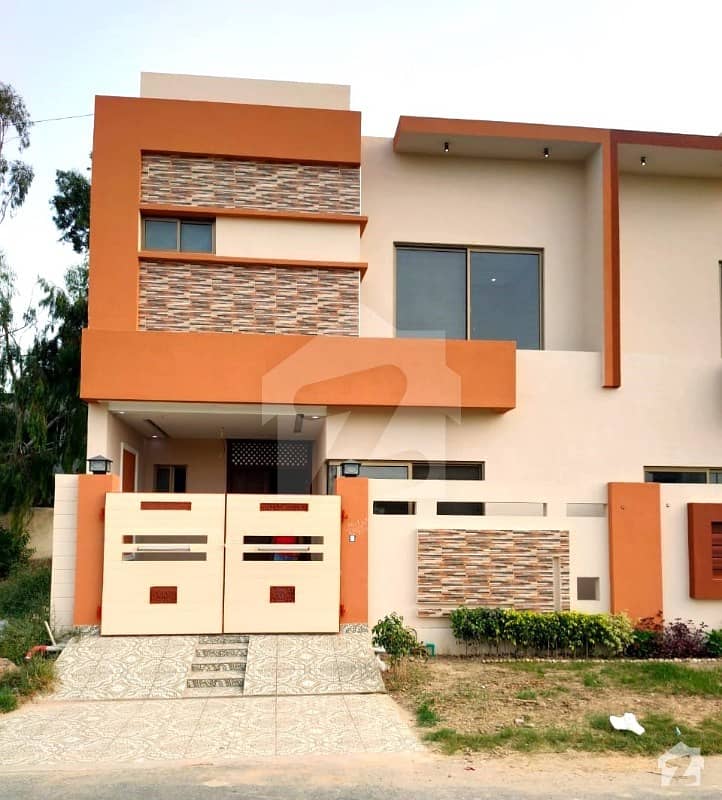 Brand New 5 Marla Furnished House For Sale In Central Par A Block