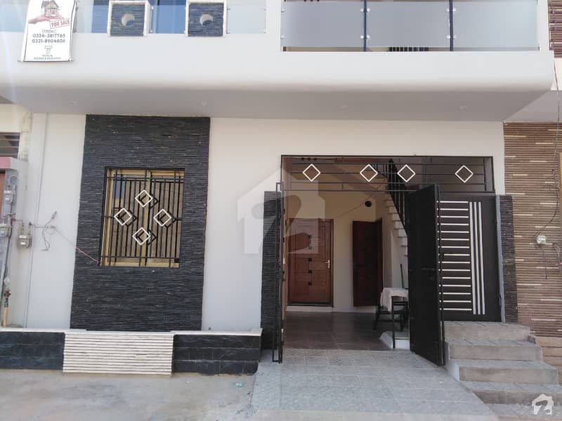 سادی ٹاؤن - بلاک 5 سعدی ٹاؤن سکیم 33 کراچی میں 4 کمروں کا 5 مرلہ مکان 1.7 کروڑ میں برائے فروخت۔