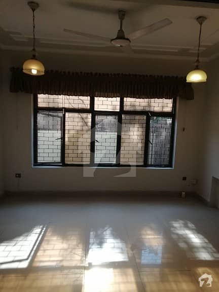 1125  Square Feet House In Margalla Town For Rent