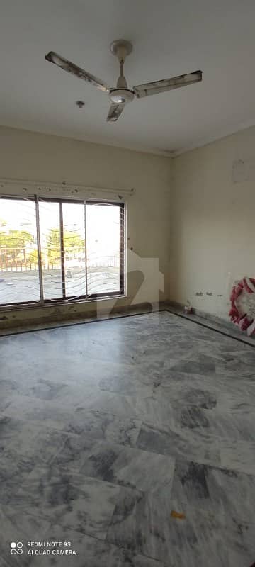 Two Kanal Upper Portion Available For Rent In Nfc Society Lahore