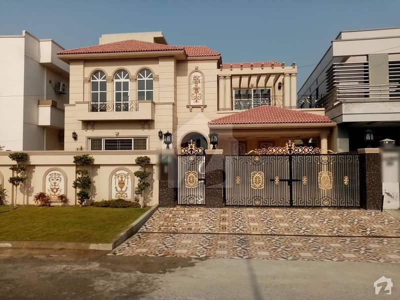 1 Kanal House In DC Colony For Sale