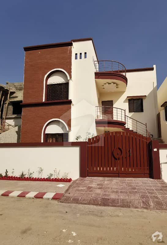 صائمہ عریبین ولاز گداپ ٹاؤن کراچی میں 3 کمروں کا 10 مرلہ بالائی پورشن 36 ہزار میں کرایہ پر دستیاب ہے۔