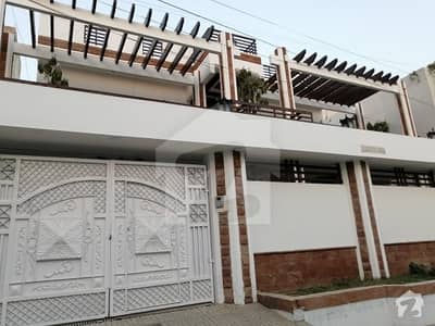 400 Sq yd Luxury Bungalow For Sale 400 Sq yd Luxury Bungalow For Sale