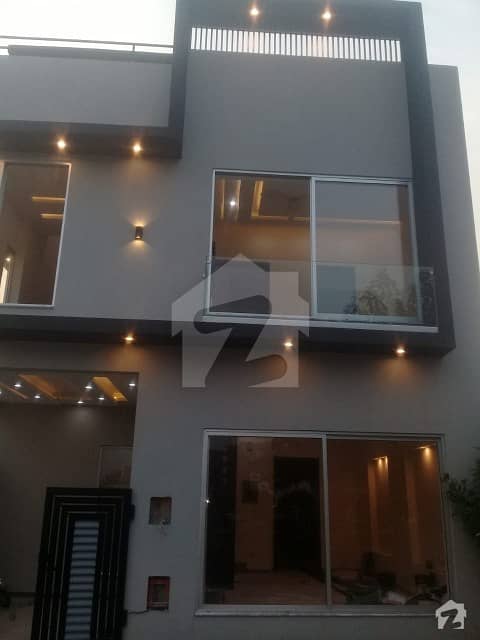 3.25 Marla Facing Park   Corner Brand New House For Rent In Kabir Town Phase 1 Lahore.