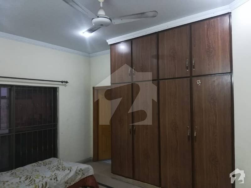 One Kanal Used House Available For Rent In Valencia Town Lahore