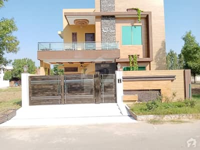 سٹی ہاؤسنگ سوسائٹی سیالکوٹ میں 5 کمروں کا 10 مرلہ مکان 2.2 کروڑ میں برائے فروخت۔ سٹی ہاؤسنگ سوسائٹی سیالکوٹ میں 5 کمروں کا 10 مرلہ مکان 2.2 کروڑ میں برائے فروخت۔