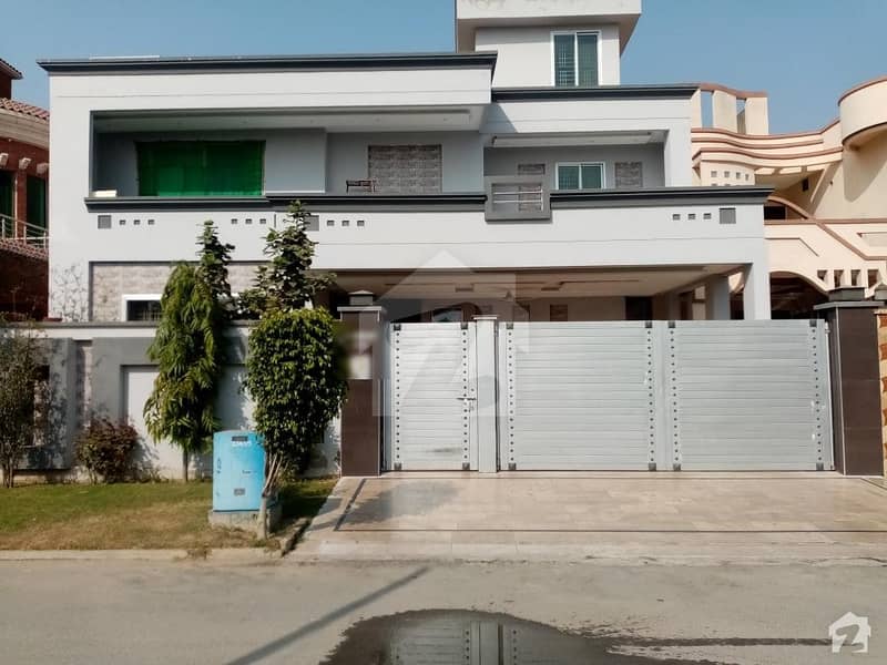 1 Kanal House For Sale In DC Colony