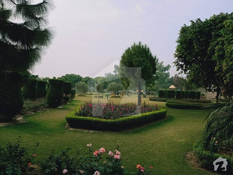 5 Marla Corner Paid Plot For Sale In Ee Block Sector D Bahria Town Lahore