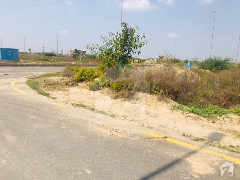 In Dha Defence 9000 Square Feet Residential Plot For Sale