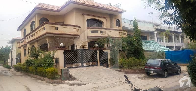 G 9 2 CDA Sector Islamabad Street 1 House  Size 3570 House For Sale