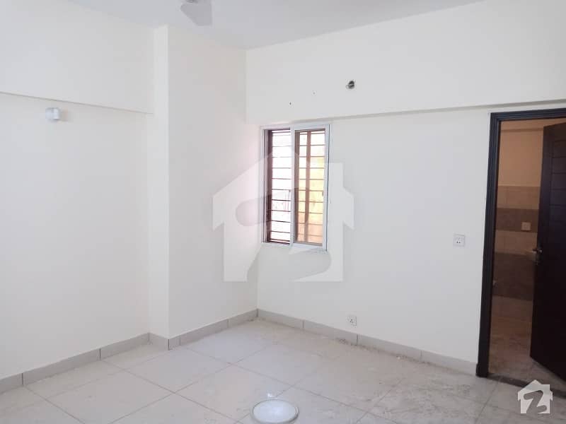 3 Bed Brand New Flat For Rent