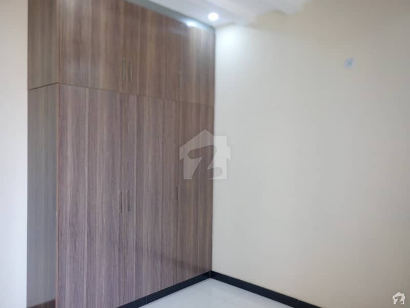 Upper Portion For Rent In Beautiful Paragon City