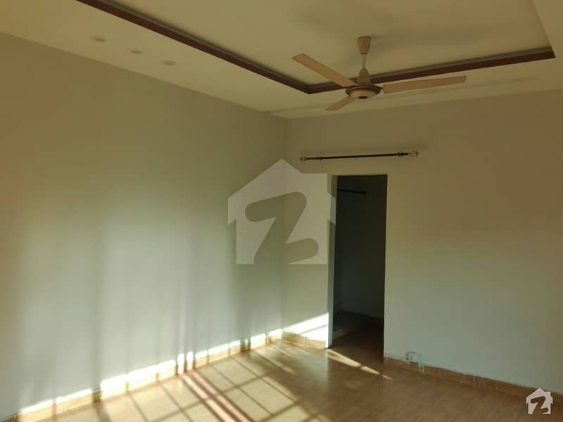 2.5 Kanal House Is Available For Sale In Model Town