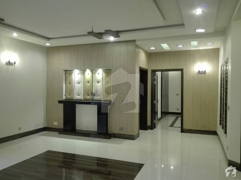 Good 4 Kanal House For Sale In Model Town