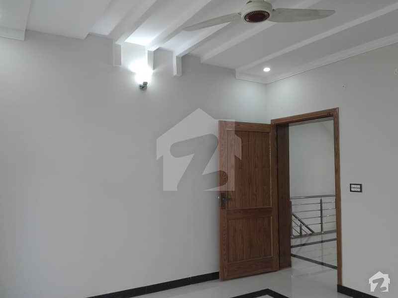 House In Bahria Town For Rent