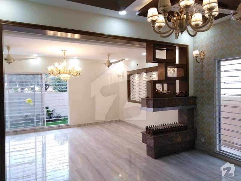 1 Kanal House In Stunning Bahria Town Is Available For Sale