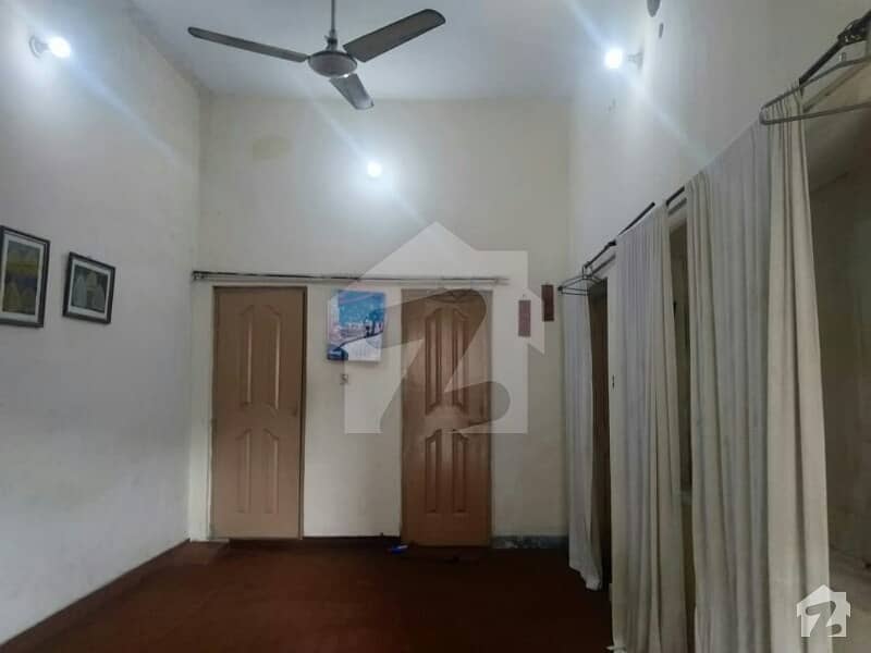 Room For Rent Only For Bachelors And Students Room For Rent Only For Bachelors And Students