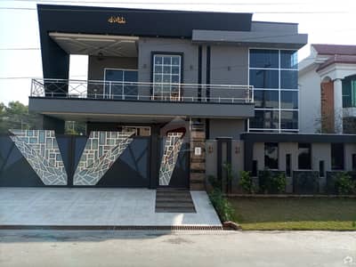 House Available For Sale In DC Colony House Available For Sale In DC Colony
