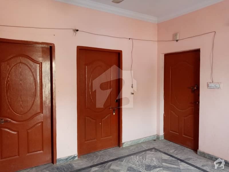 3 Marla Flat Available For Rent In Farid Town