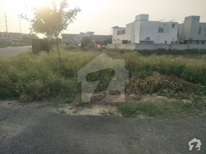 F Block 1 Kanal Good Location Plot For Sale In Dha Phase 6 Lahore