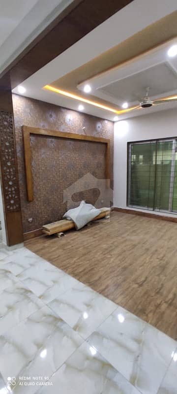 ڈی ایچ اے 11 رہبر فیز 2 ڈی ایچ اے 11 رہبر لاہور میں 3 کمروں کا 5 مرلہ مکان 1.05 کروڑ میں برائے فروخت۔