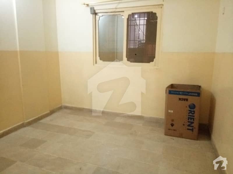 Jamshed Town 900  Square Feet Flat Up For Rent