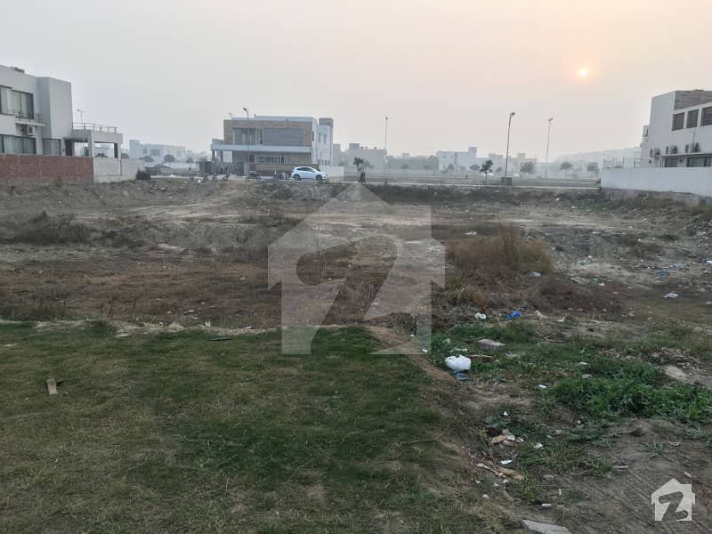 Near To T1880 Road Level Plot For Sale