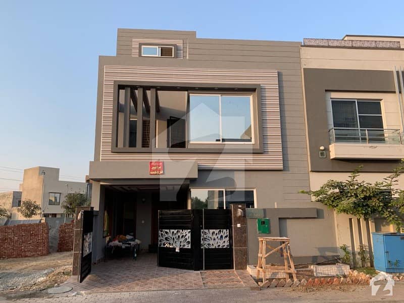 5 Marla Brand New House For Sale In Jinnah Block