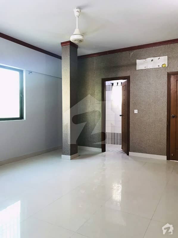 Dha  3 Bed Rooms  West Open Apartment Available For Sale In Phase 6 Dha Karachi