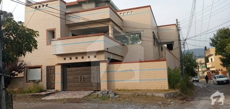 Bhara Kahu Islamabad Size 10 Marla Corner House For Sale