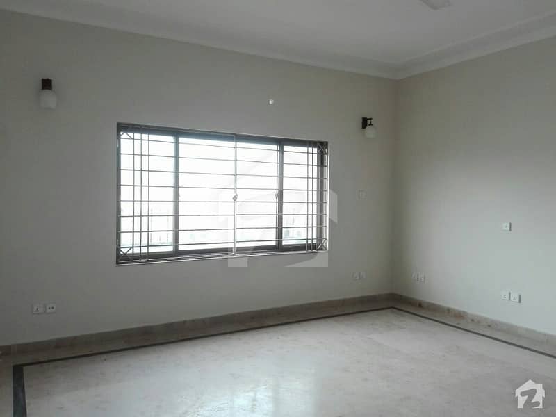 10 Marla Lower Portion For Rent In Beautiful D-12