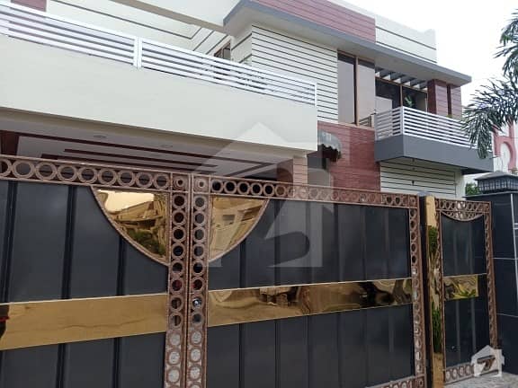 Owner Build Brand New One Kanal Bungalow Is Available For Urgent Sale