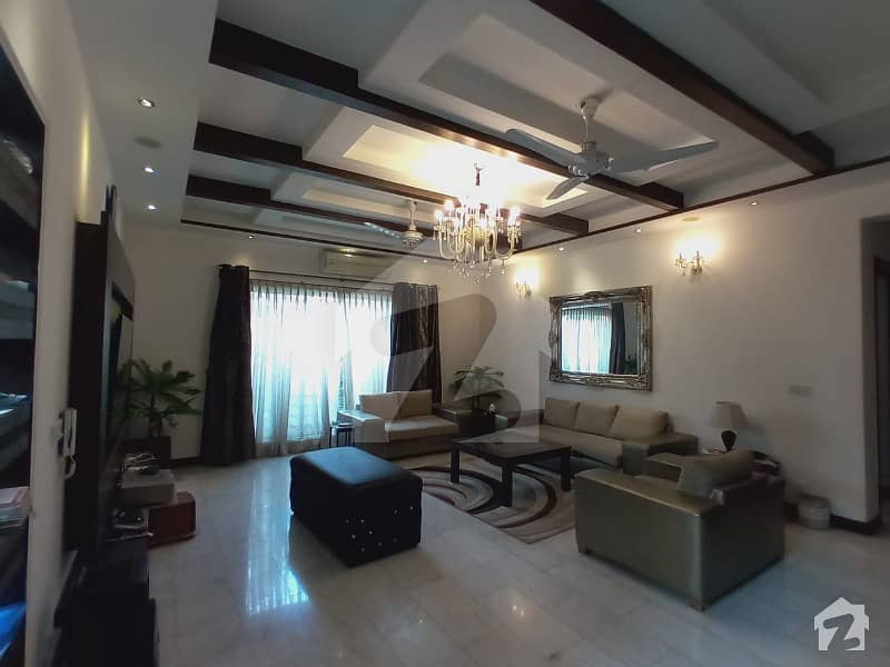 01 Kanal Luxury Designer House Available For Rent At Ideal Location