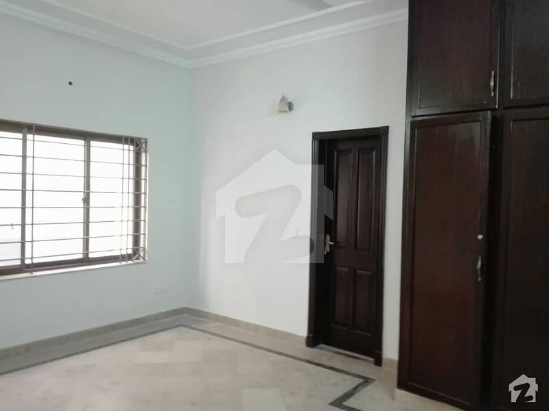 10 Marla Spacious Lower Portion Available In D-12 For Rent