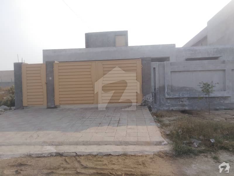 1 Kanal Single Story House For Sale. Block E