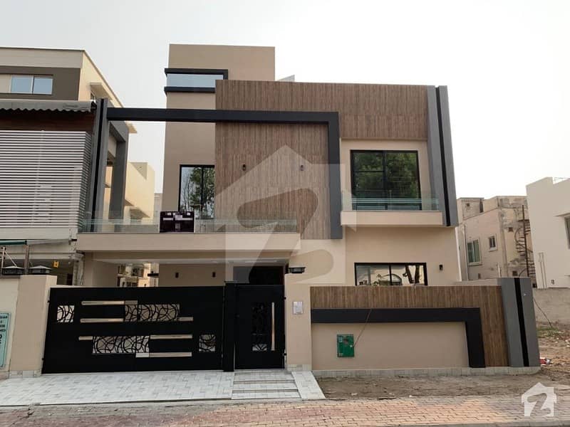 10 Marla Brand New Lavish House For Sale In Overseas B Block